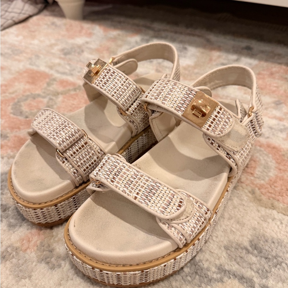 Steve Madden Platform Sandals